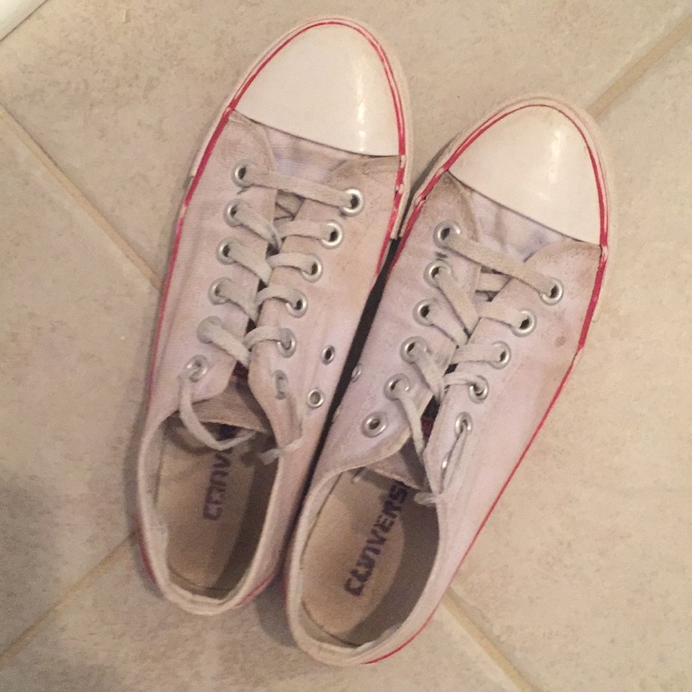 White low top converse